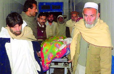 Cảnh sát Pakixtan điều tra vụ đánh bom đẫm máu đầu năm mới